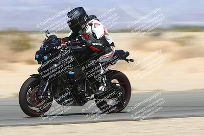 media/Apr-15-2022-Apex Assassins (Fri) [[9fb2e50610]]/Trackday Level 1/Session 2/Speed Shots/